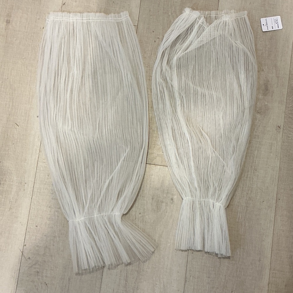 Uncommon James Sheer White Sleeves